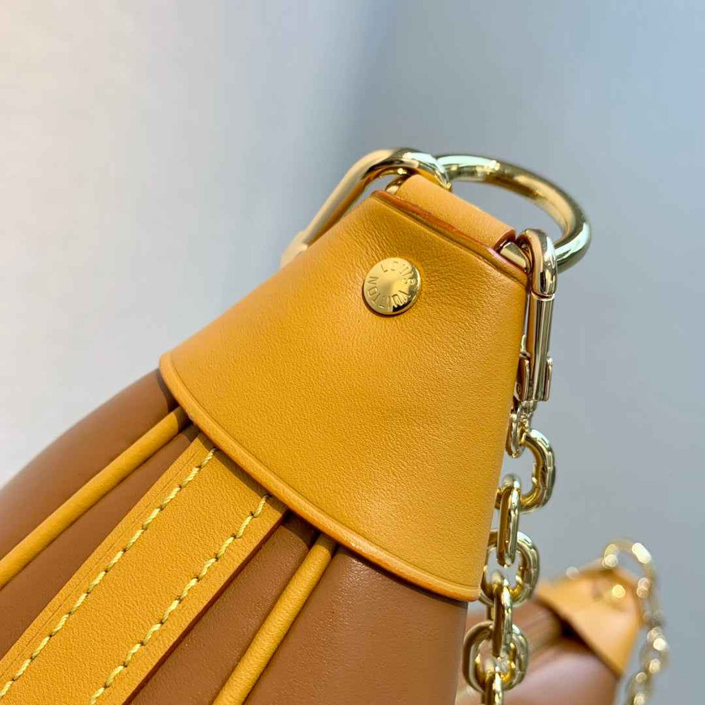 Louis Vuitton M46311 Loop Hobo Brown Leather