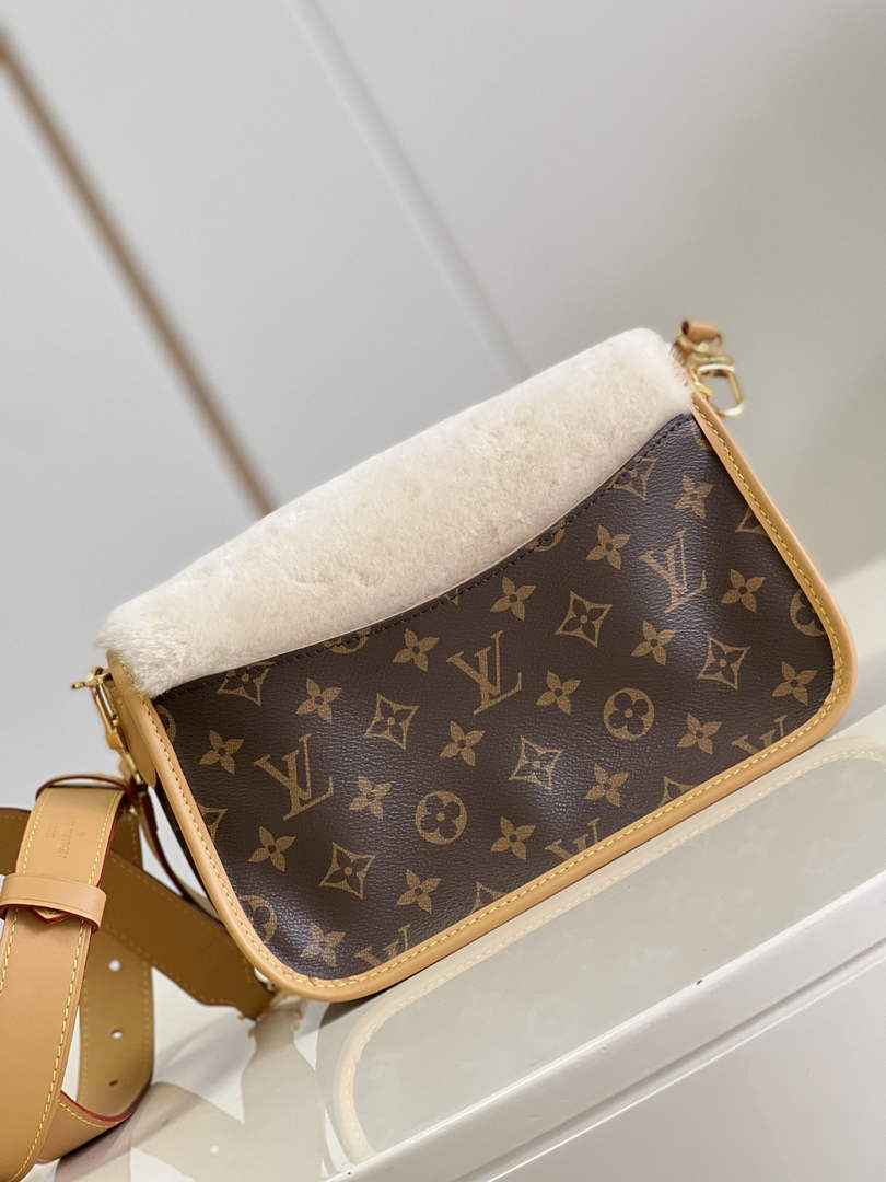 Louis Vuitton M46317 Diane Monogram Canvas