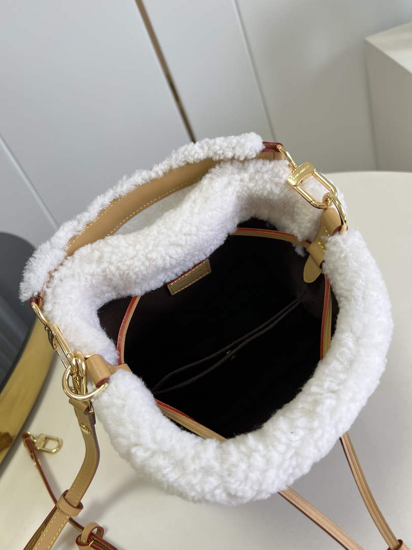Louis Vuitton M46319 Néonoé BB Monogram Canvas - 20 x 20 x 13 cm / Monogram Canvas - View 8