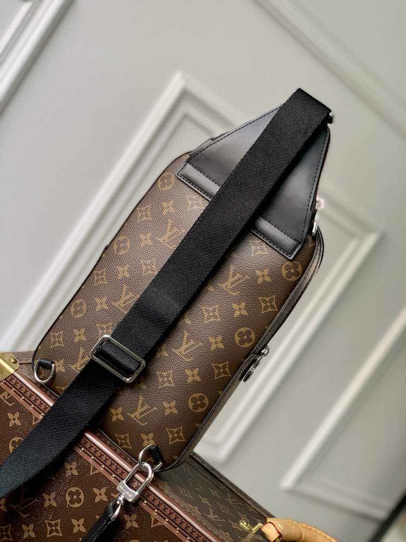 Louis Vuitton M46327 Avenue Slingbag Bag Monogram Canvas