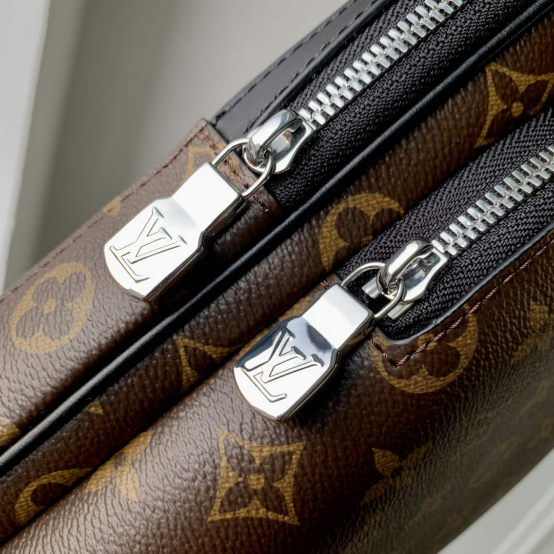 Louis Vuitton M46327 Avenue Slingbag Bag Monogram Canvas