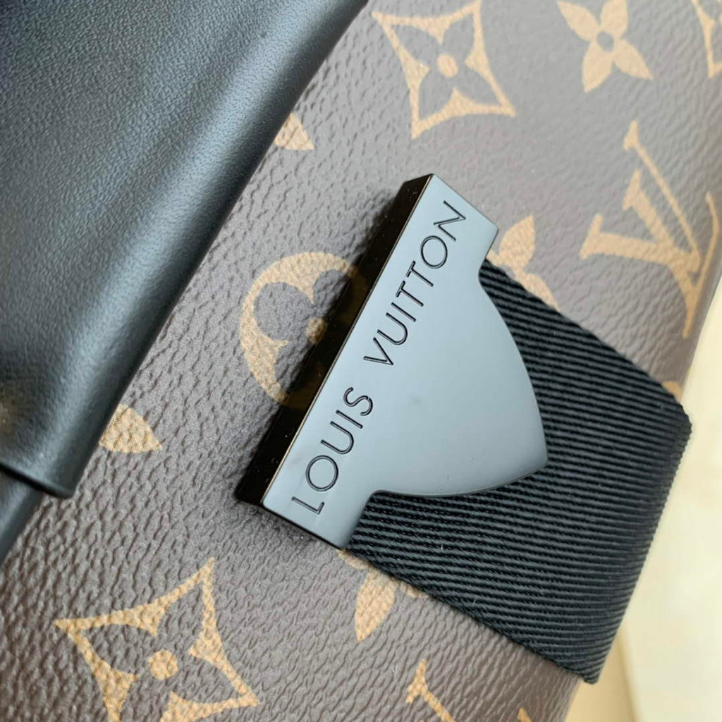 Louis Vuitton M46328 Archy Messenger MM Bag Monogram Canvas
