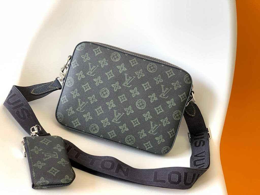 Louis Vuitton M46340 Trio Messenger Bag Monogram Other Canvas