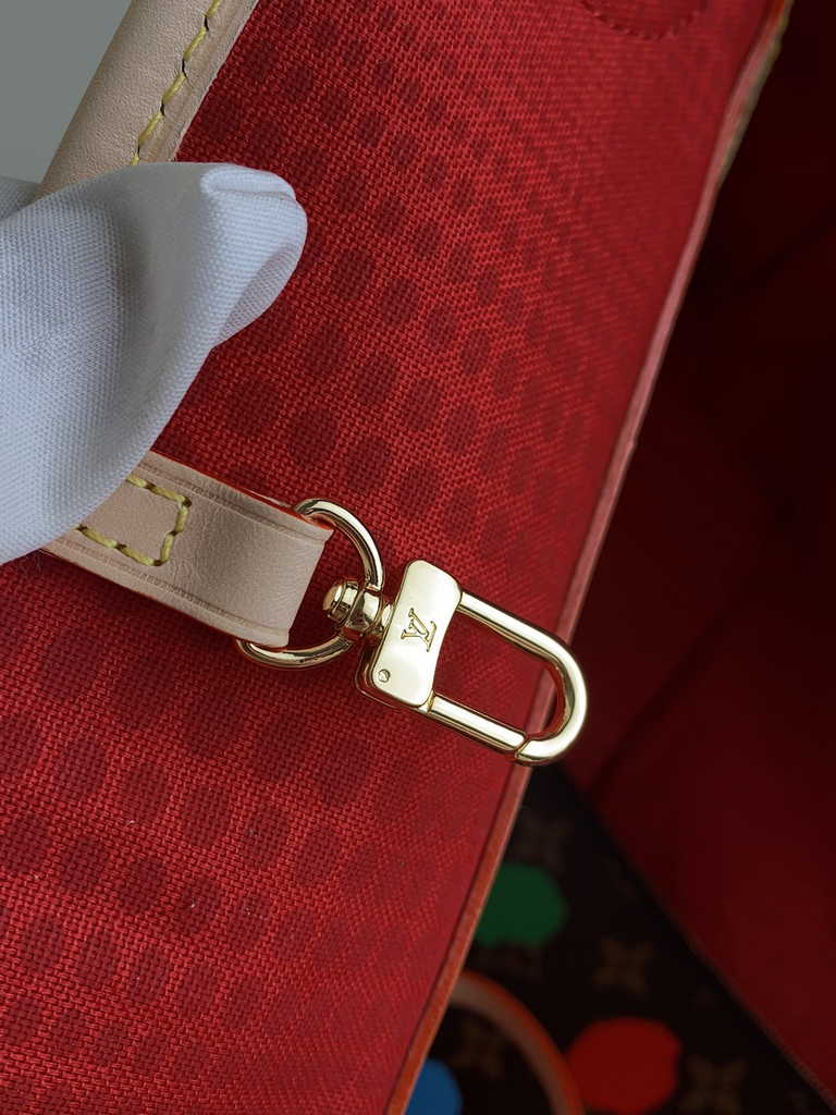 Louis Vuitton M46381 LV x YK Neverfull MM Bag Monogram