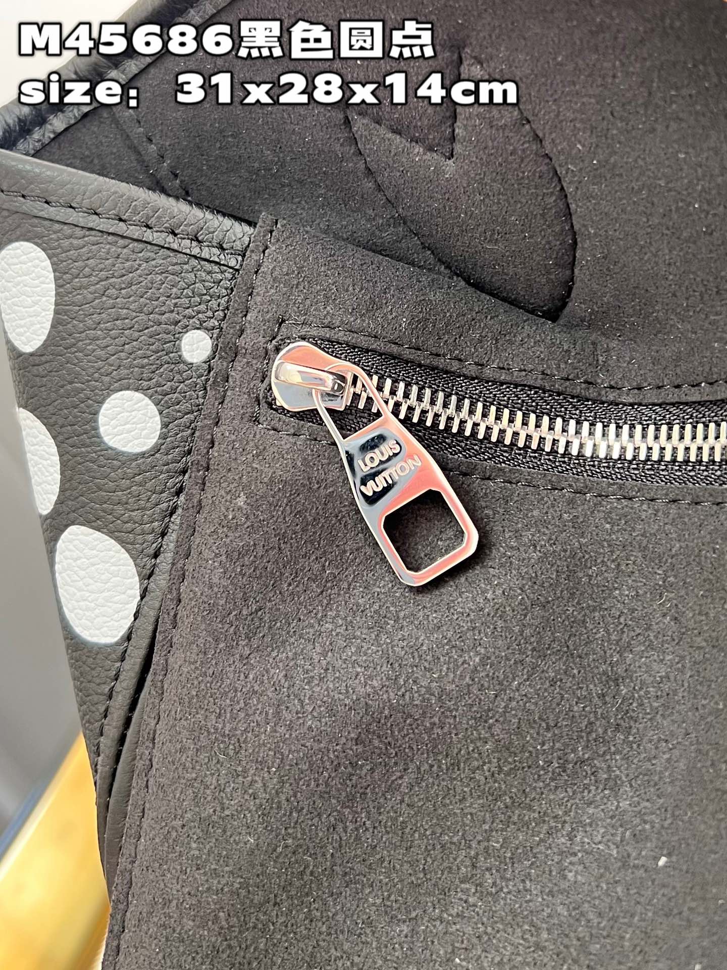 Louis Vuitton M46390 LV x YK Neverfull MM Bag Monogram Black