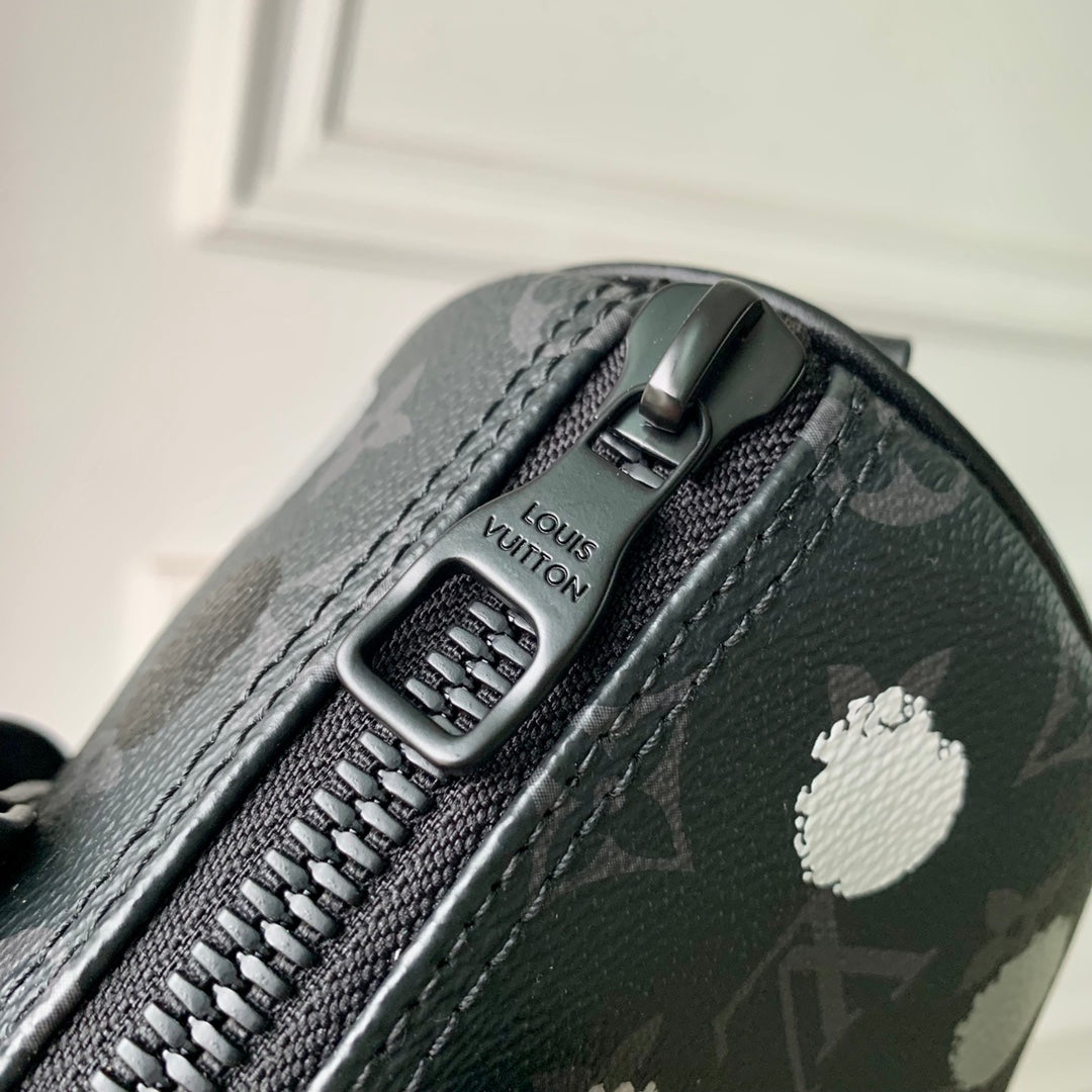 Louis Vuitton M46406 LV x YK Bandoulière Keepall 25 Monogram Eclipse Canvas