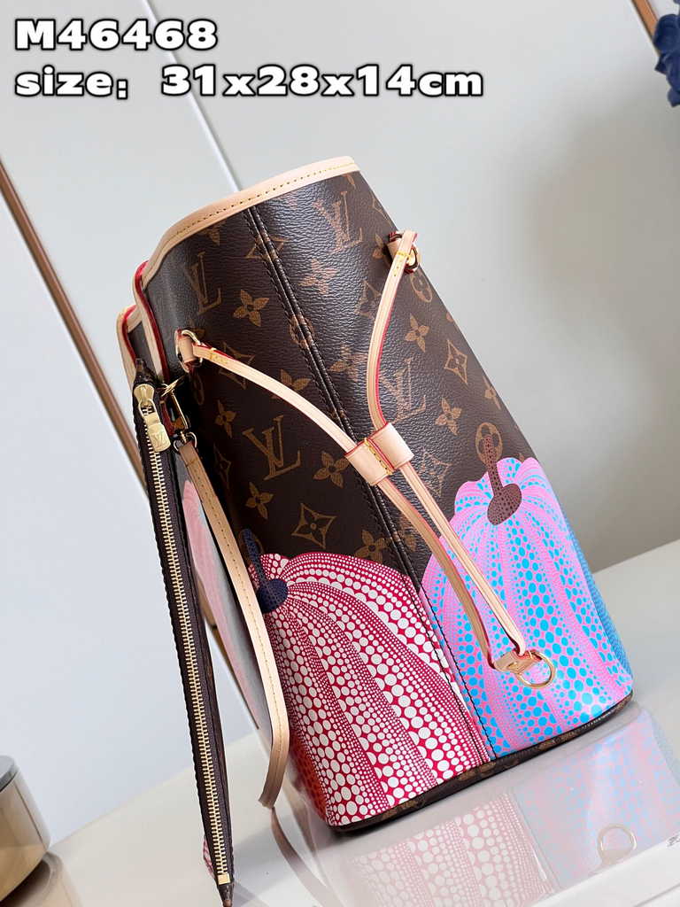 Louis Vuitton M46468 LV x YK Neverfull MM Bag Monogram