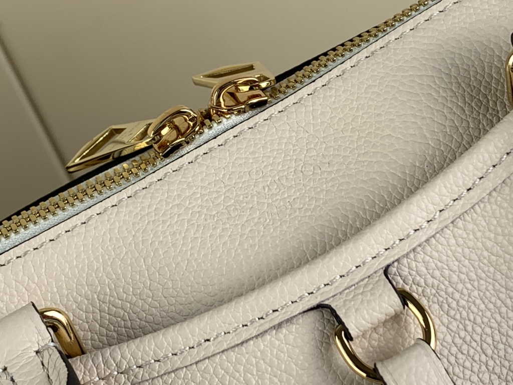 Louis Vuitton M46487 Trianon MM Bag Monogram Leather Beige - Default Title - View 6