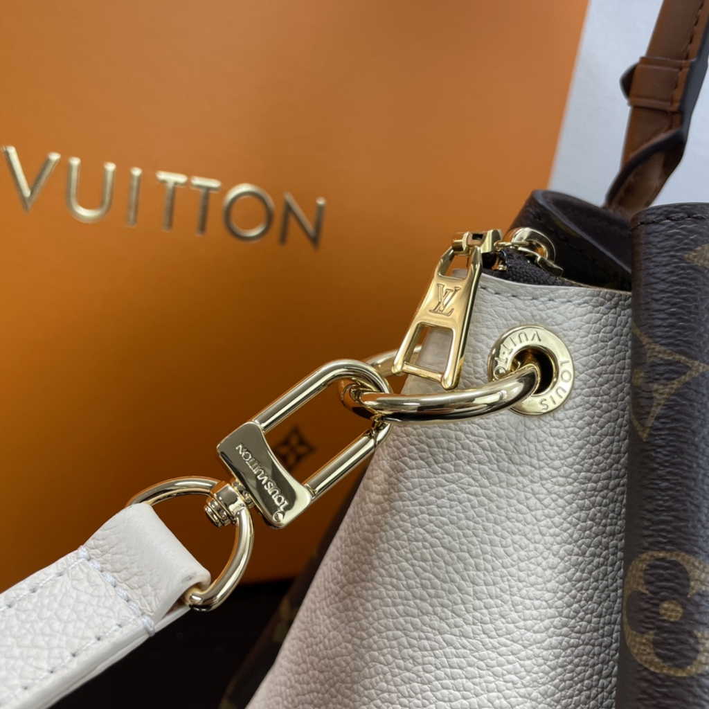 Louis Vuitton M46495 Opéra BB Tote Bag Monogram - Default Title - View 6