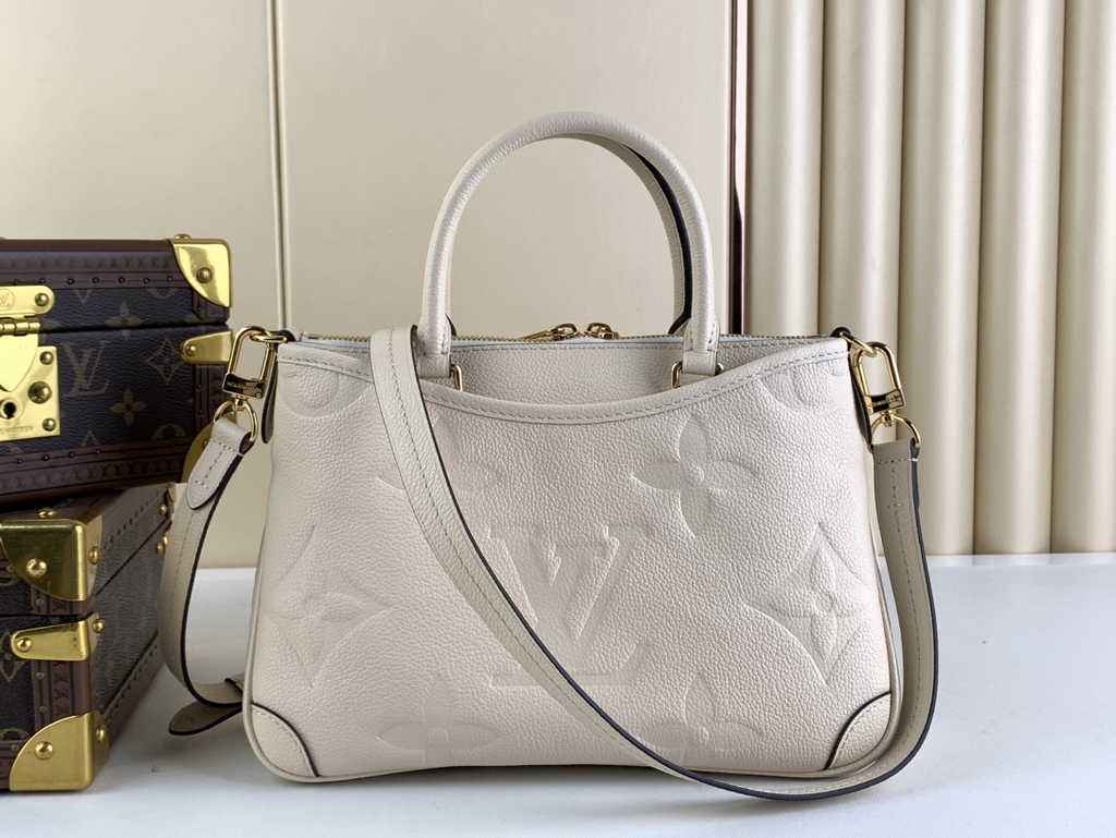 Louis Vuitton M46503 Trianon PM Bag Monogram Leather For Women