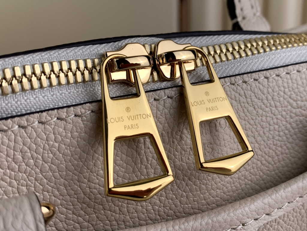 Louis Vuitton M46503 Trianon PM Bag Monogram Leather For Women - Default Title - View 6