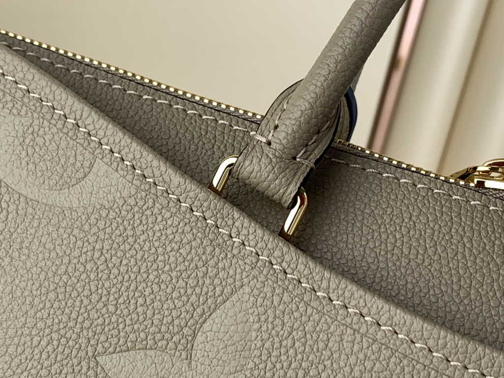 Louis Vuitton M46504 Trianon MM Bag Monogram Leather Women - Default Title - View 6