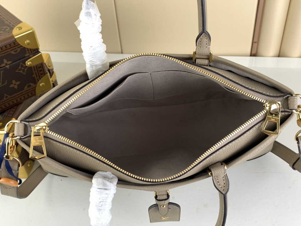 Louis Vuitton M46504 Trianon MM Bag Monogram Leather Women - Default Title - View 9