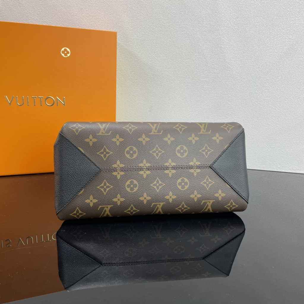 Louis Vuitton M46507 Opéra BB Tote Bag Monogram