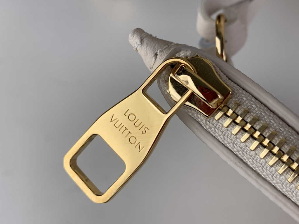 Louis Vuitton M46516 Neverfull MM Monogram Empreinte Leather Beige