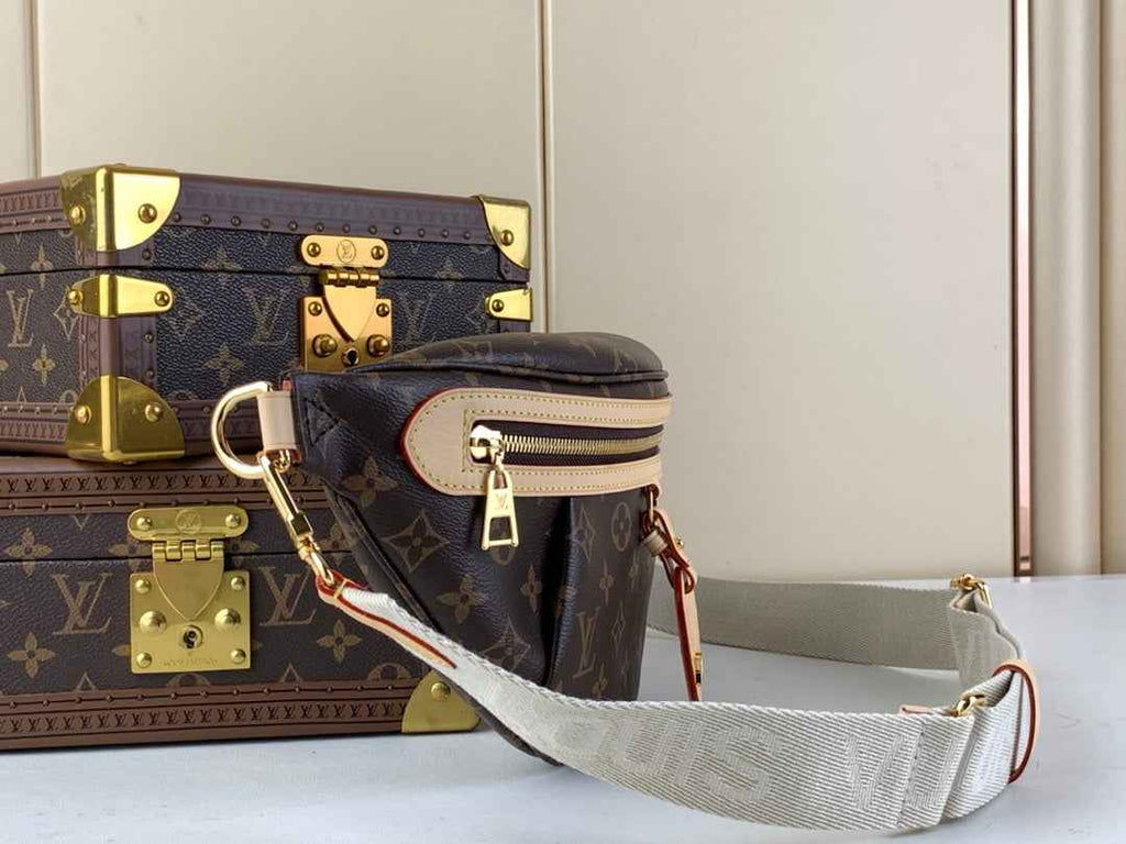 Louis Vuitton M46784 High Rise Bumbag Monogram coated canvas