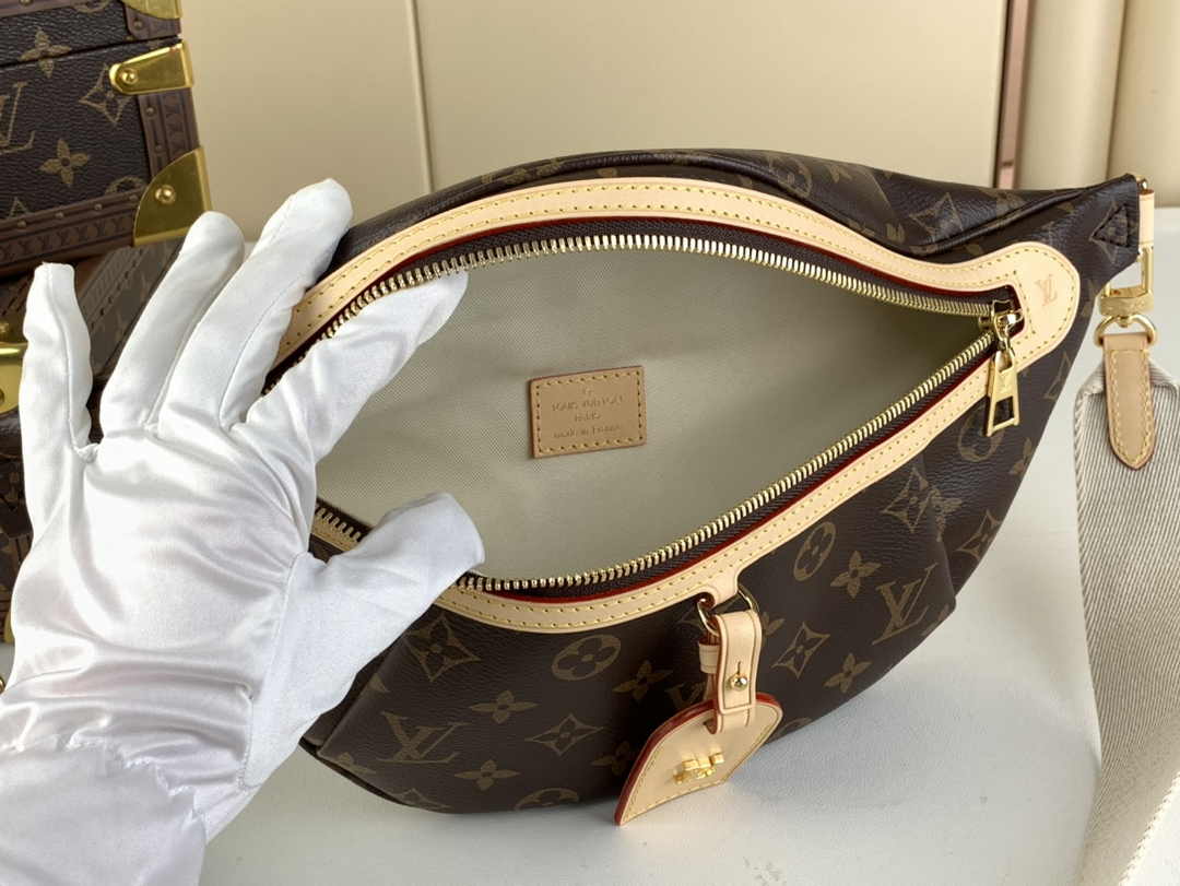 Louis Vuitton M46784 High Rise Bumbag Monogram coated canvas