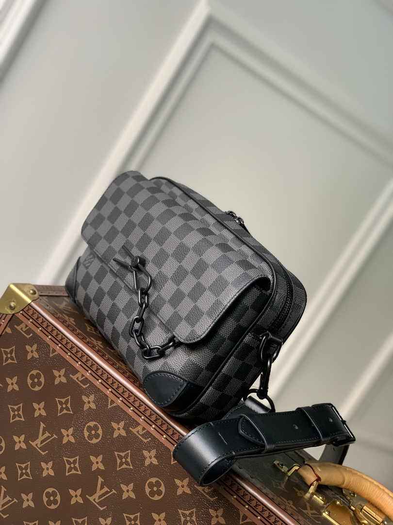 Louis Vuitton M46795 Steamer Messenger Damier canvas
