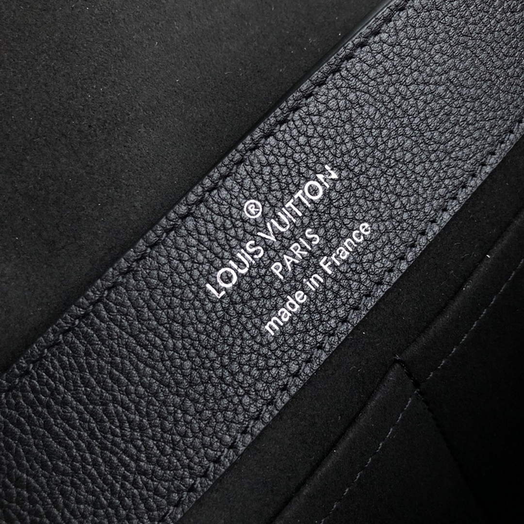 Louis Vuitton M51395 Lockme Ever MM Bag Black - 33.5 x 21.5 x 14.5 cm / Black - View 8