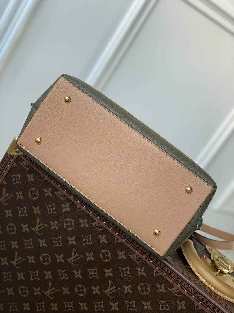 Louis Vuitton M51395 Lockme Ever MM Bag Green Beige