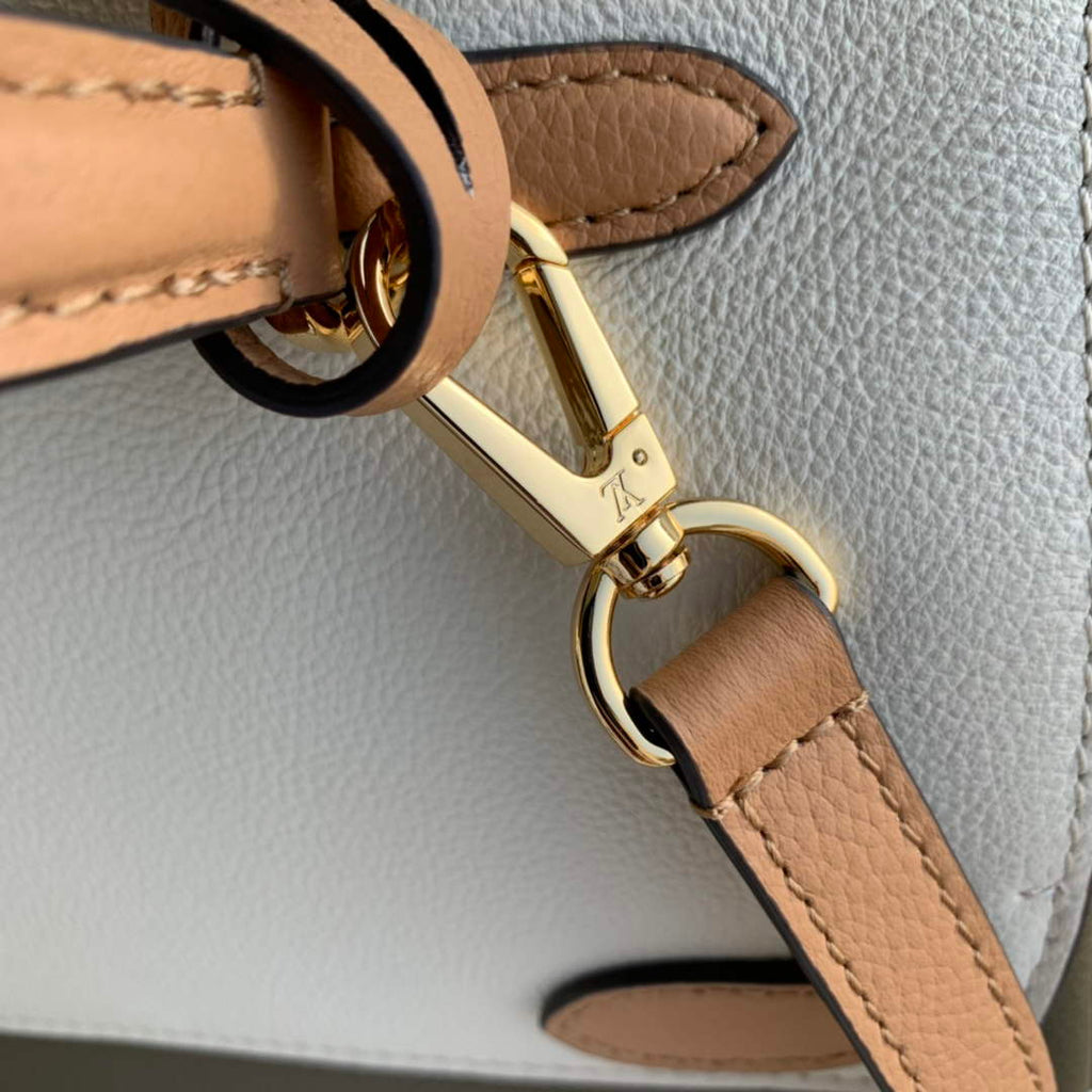 Louis Vuitton M51395 Lockme Ever MM Bag Green Beige - 33.5 x 21.5 x 14.5 cm / Green Beige - View 6