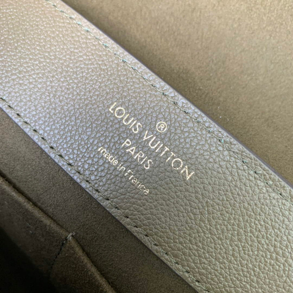 Louis Vuitton M51395 Lockme Ever MM Bag Green Beige - 33.5 x 21.5 x 14.5 cm / Green Beige - View 8