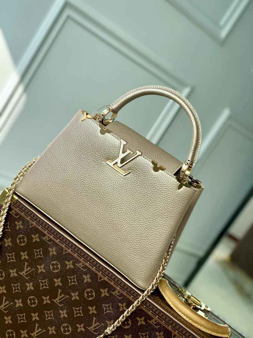Louis Vuitton  M54663 Capucines MM Bag Gold Taurillon leather