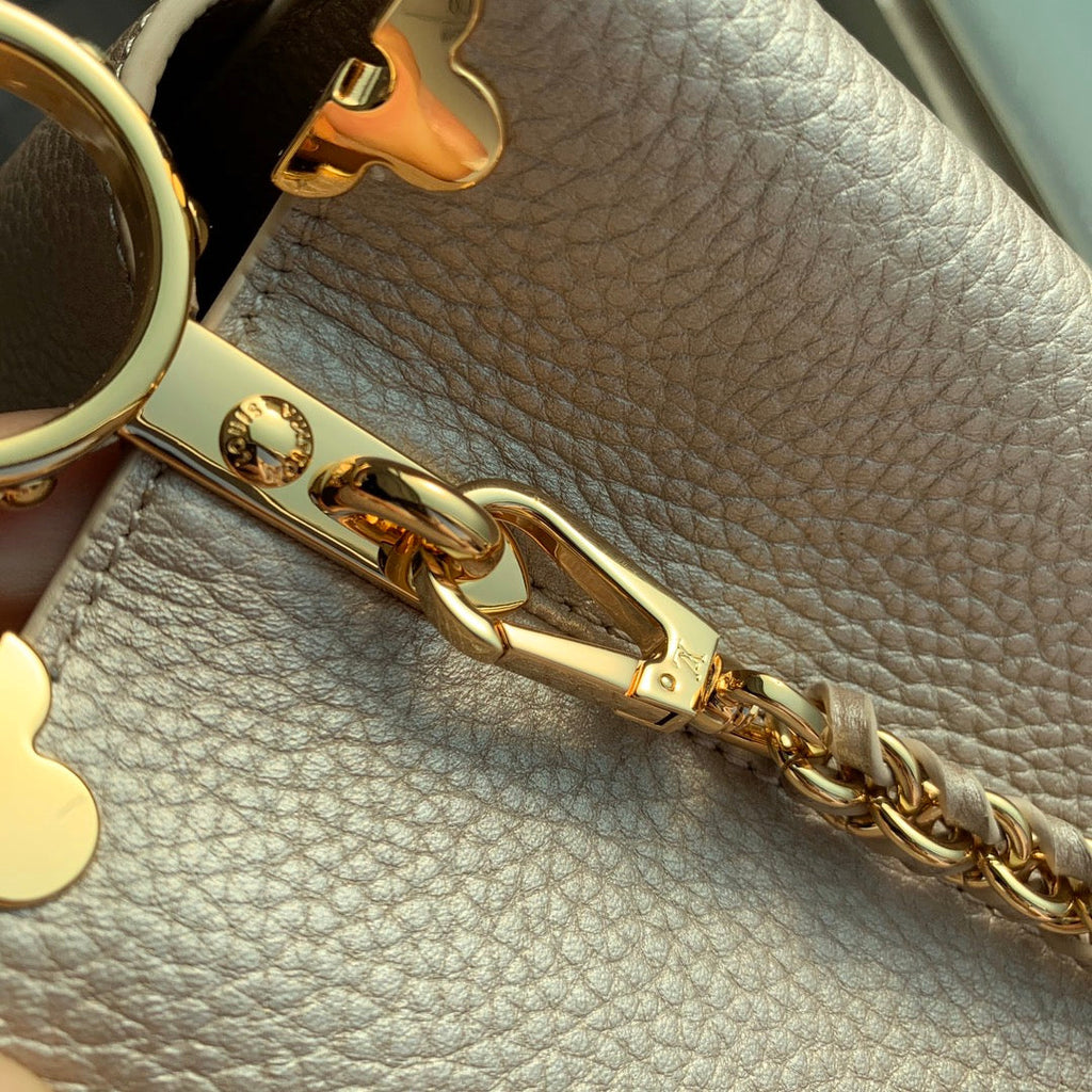 Louis Vuitton  M54663 Capucines MM Bag Gold Taurillon leather