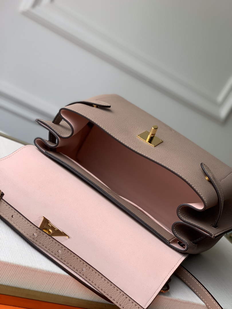 Louis Vuitton M56094 Lockme Ever MM Bag Gray - 33.5 x 21.5 x 14.5 cm / Gray Beige - View 5