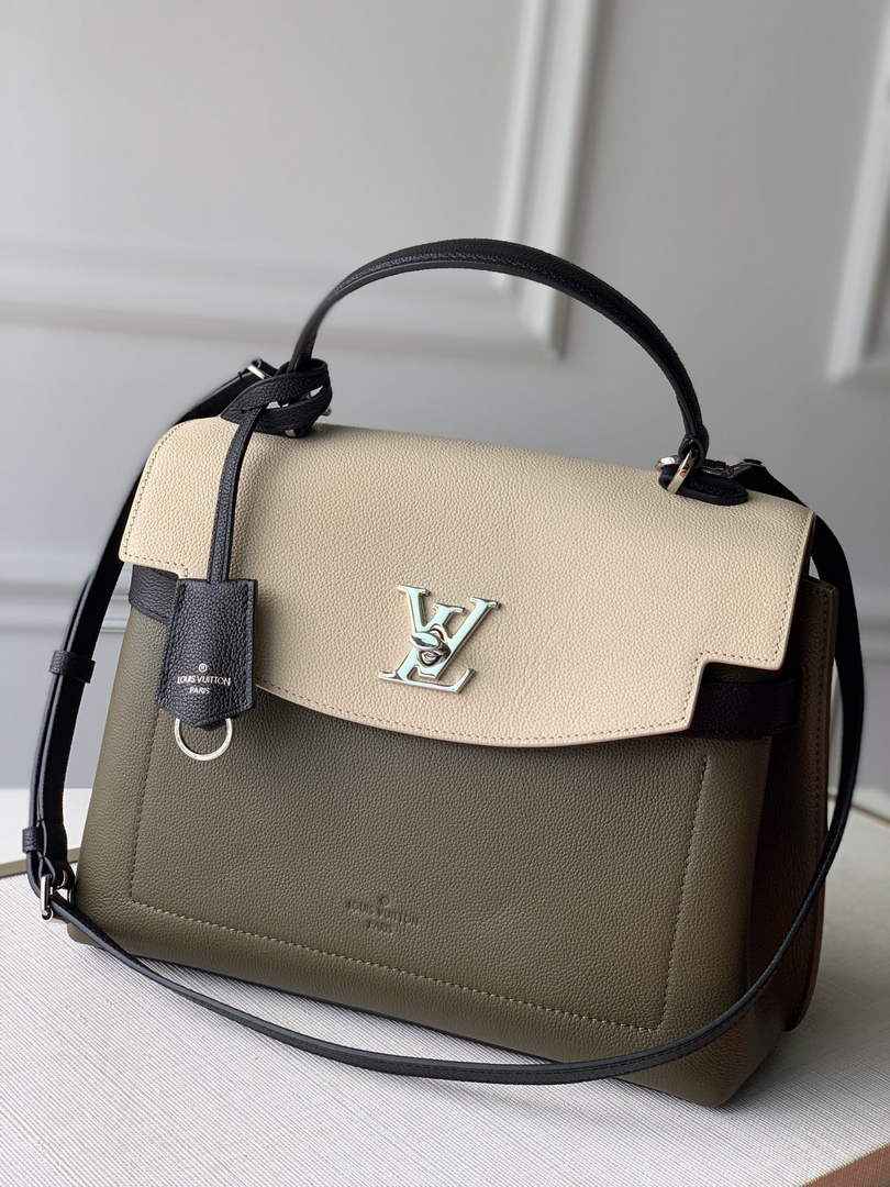 Louis Vuitton M56094 Lockme Ever MM Bag Green