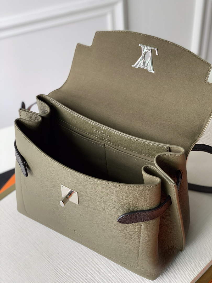 Louis Vuitton M56094 Lockme Ever MM Bag Green - 33.5 x 21.5 x 14.5 cm / Green - View 8
