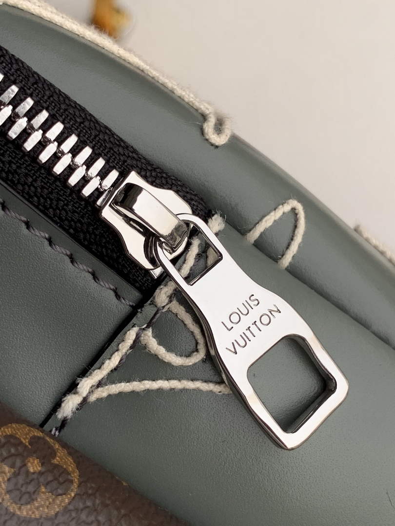 Louis Vuitton M56851 Backpack Monogram Canvas