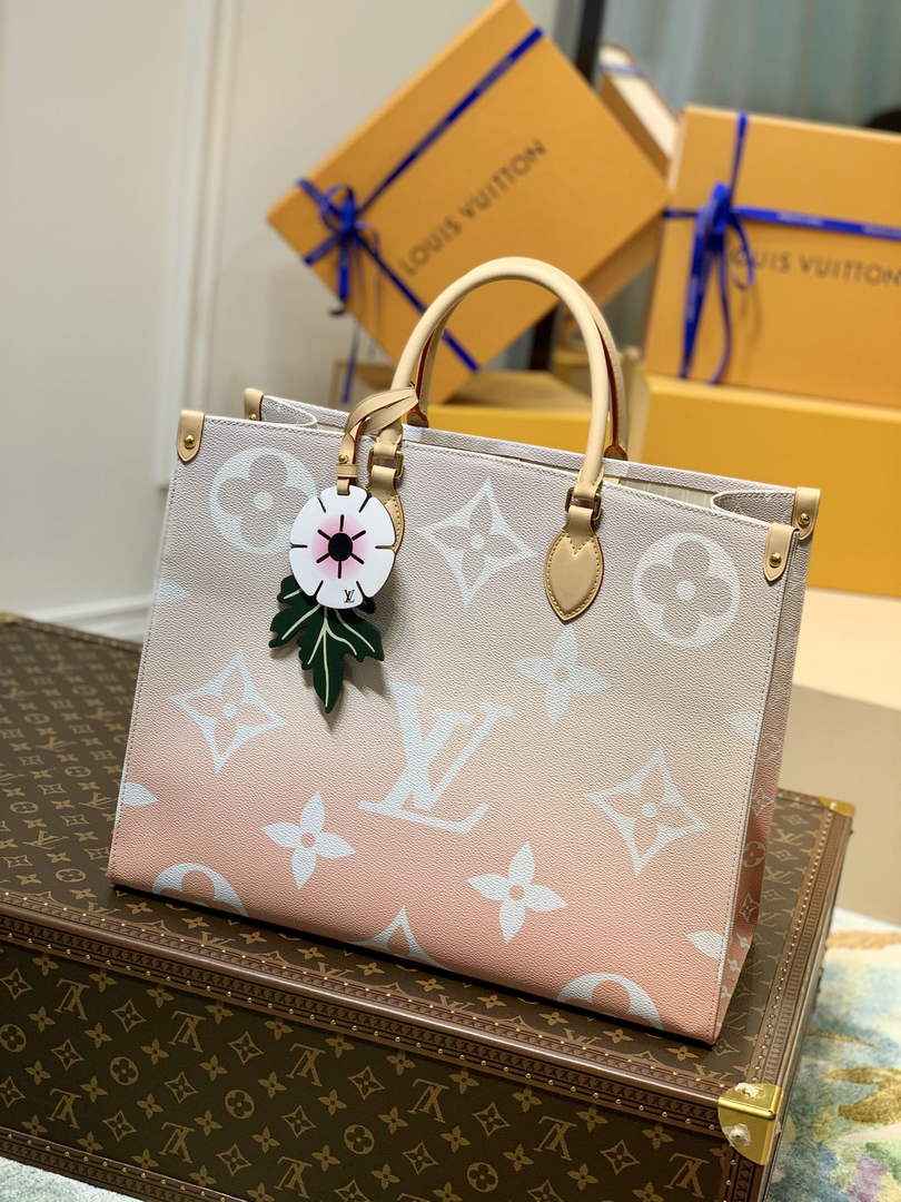 Louis Vuitton M57640 OnTheGo GM Tote Bag Leather Beige - Default Title - View 1