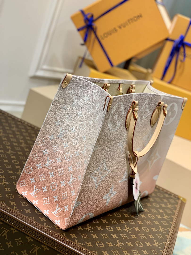 Louis Vuitton M57640 OnTheGo GM Tote Bag Leather Beige - Default Title - View 2