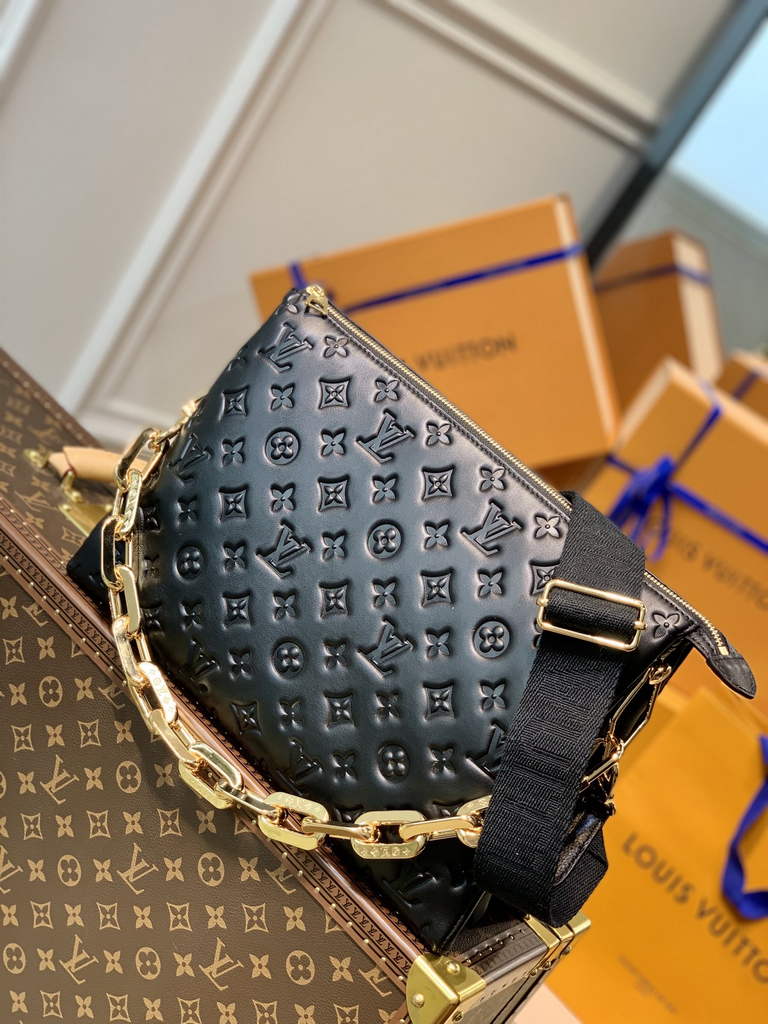Louis Vuitton M57783 Coussin MM Shoulder Handbags Lambskin Black - Default Title - View 1