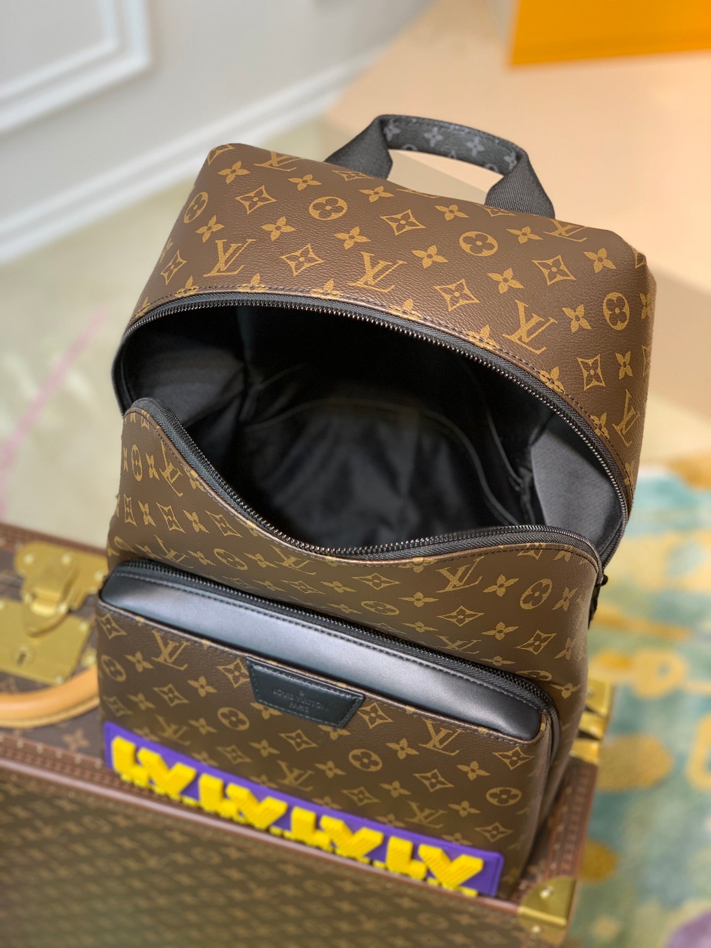 Louis Vuitton M57965 Discovery Backpack Monogram Canvas