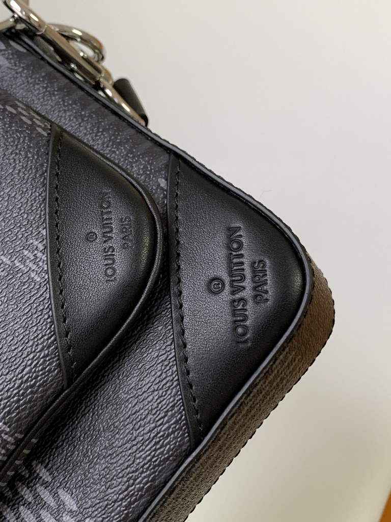 Louis Vuitton N50017 Trio Messenger Monogram Canvas