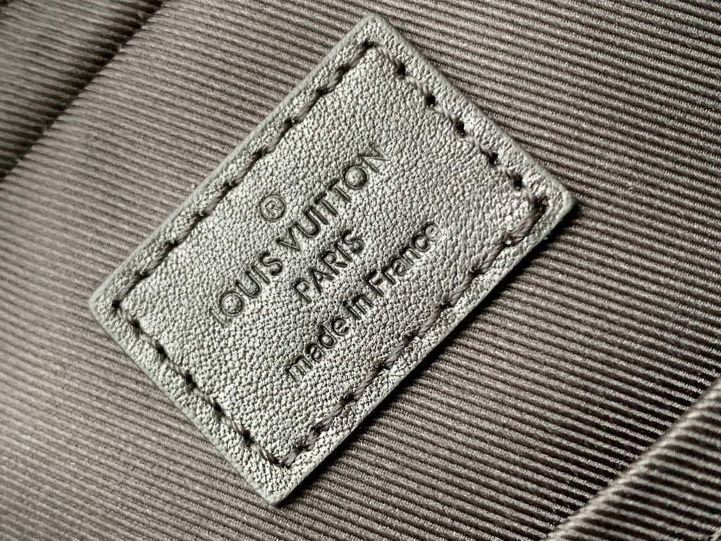 Louis Vuitton N50017 Trio Messenger Monogram Canvas