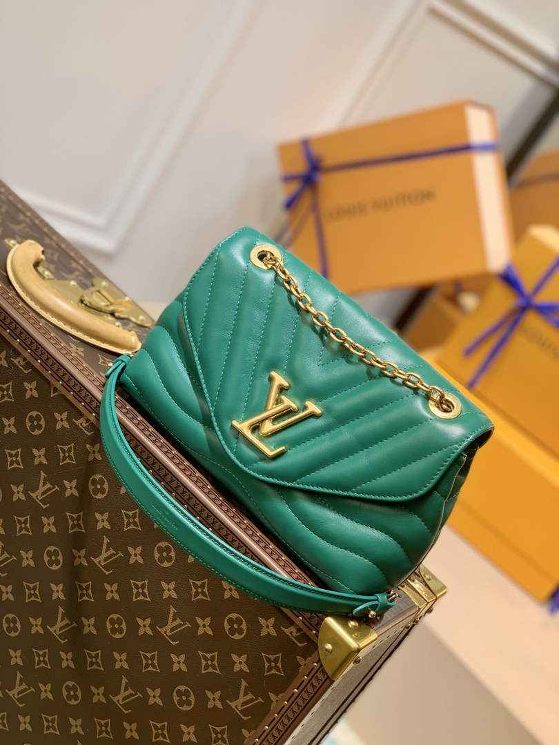 Louis Vuitton M58664 LV New Wave Chain Bag Green