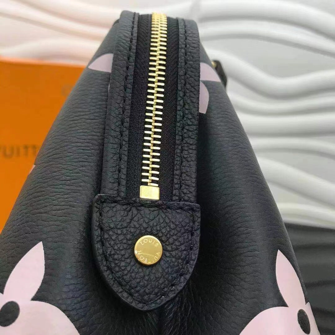 Louis Vuitton M58913 Petit Palais Bicolor Monogram Leather Black - 29 x 18 x 12.5 cm / Monogram Leather Black - View 6