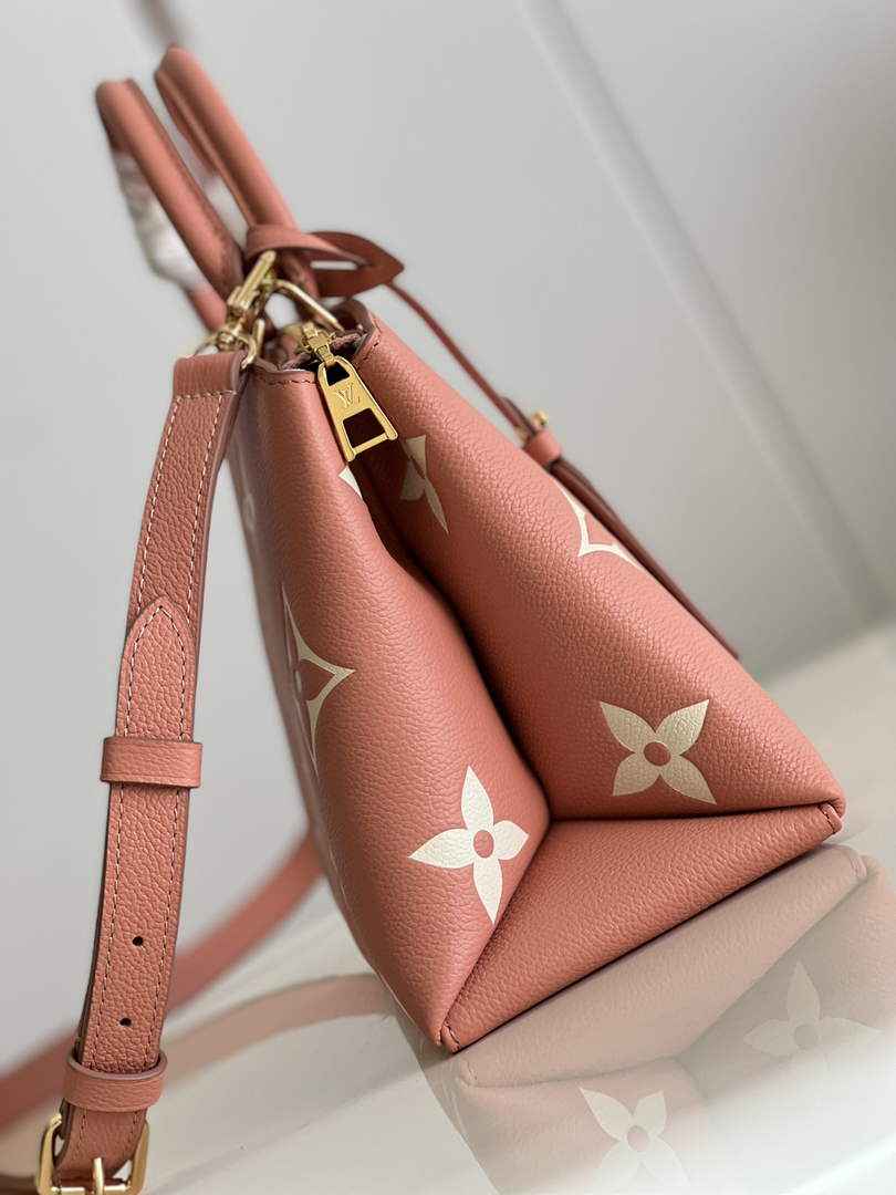 Louis Vuitton M58913 Petit Palais Bicolor Monogram Leather Pink