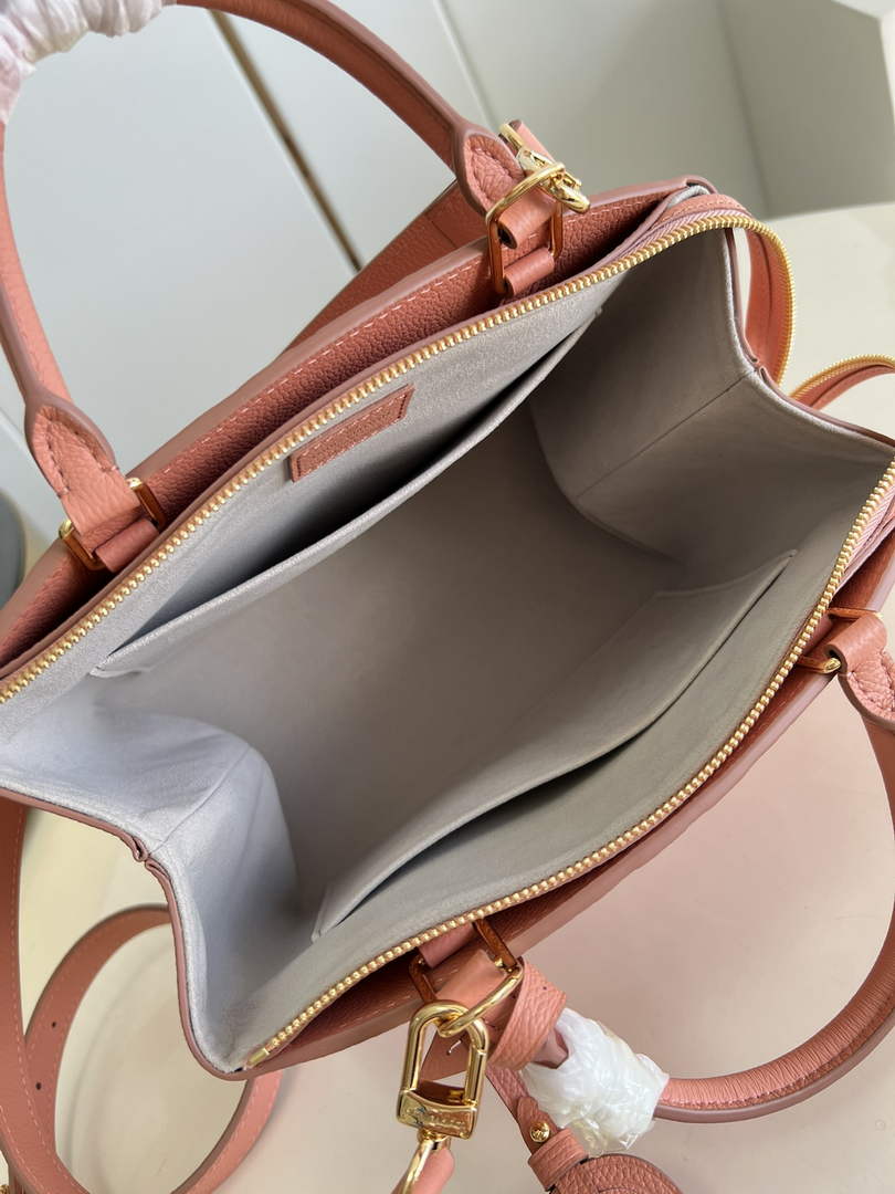 Louis Vuitton M58913 Petit Palais Bicolor Monogram Leather Pink - 29 x 18 x 12.5 cm / Monogram Leather Pink - View 8