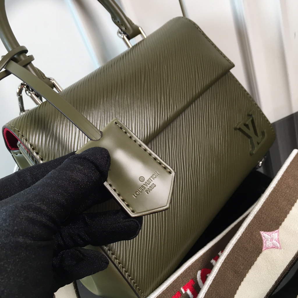 Louis Vuitton M58925 Cluny Mini Epi Leather Green - Default Title - View 6