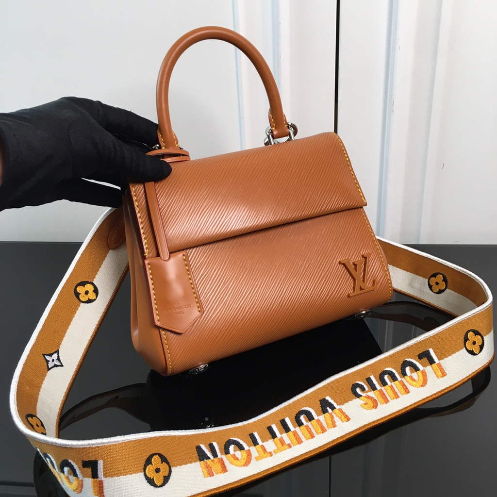 Louis Vuitton M58931 Cluny Mini Epi Leather Gold Miel - Default Title - View 1
