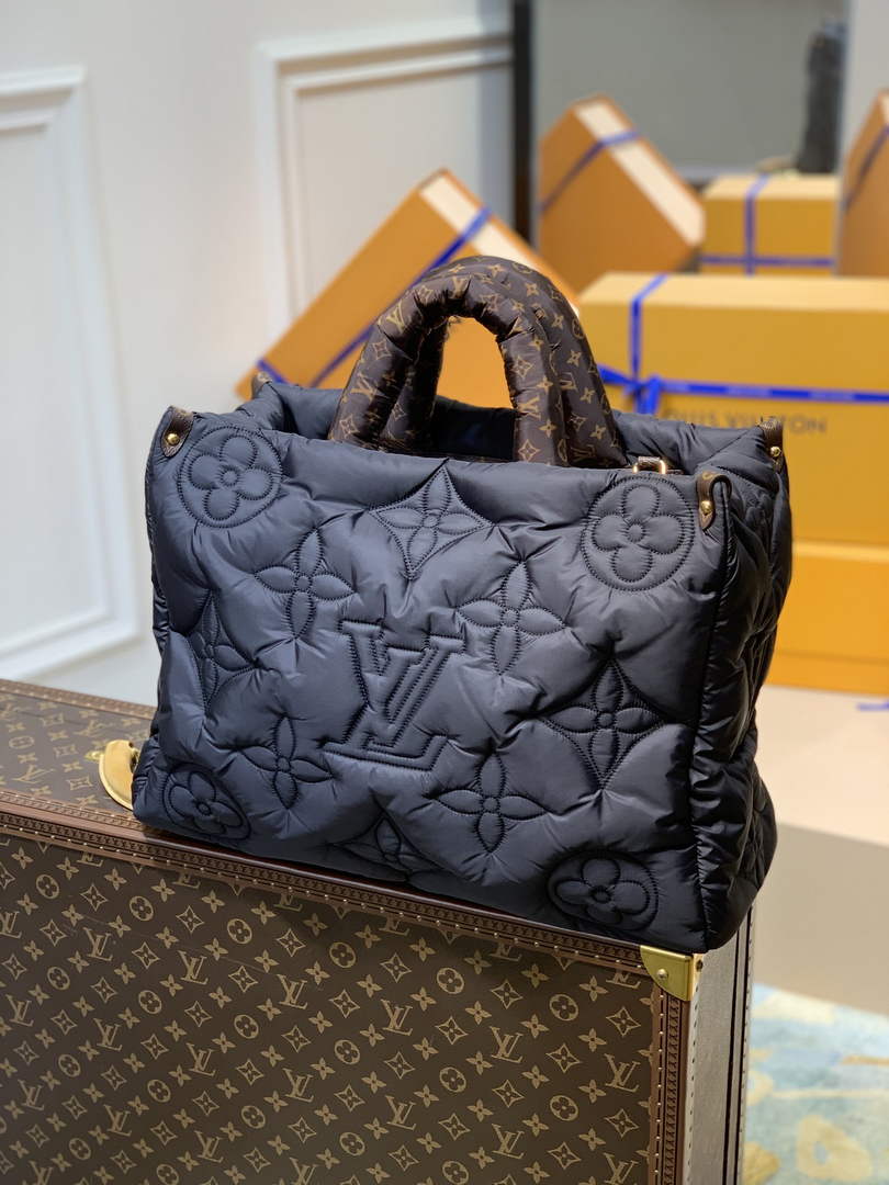 Louis Vuitton M59005 OnTheGo GM Tote Bag Black - Default Title - View 1
