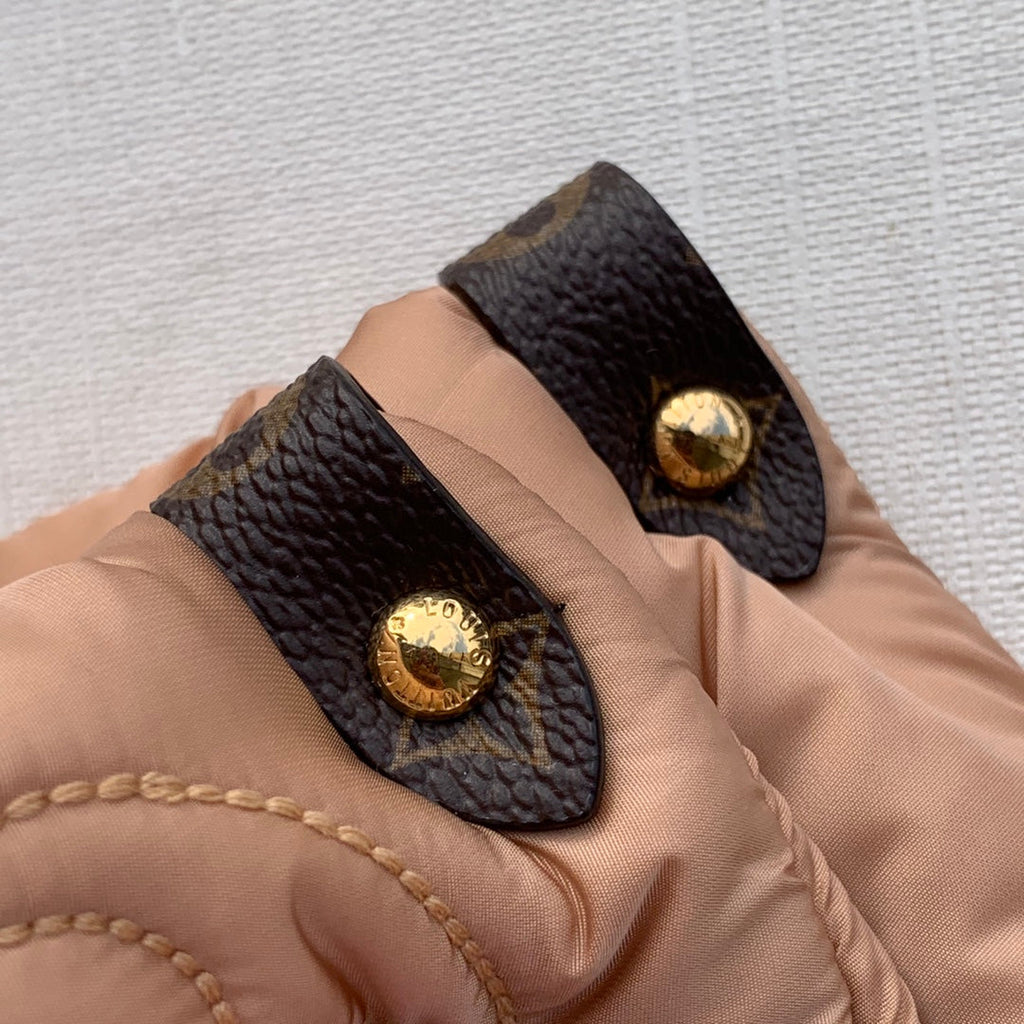 Louis Vuitton M59007 OnTheGo GM Tote Bag Beige - Default Title - View 4
