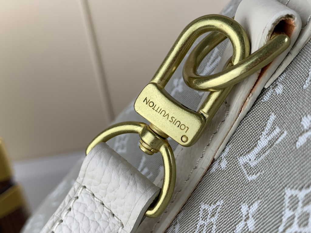 Louis Vuitton M59224 Speedy Bandoulière 30 Bag Monogram Beige