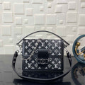Louis Vuitton M21458 Dauphine MM Shoulder bag black