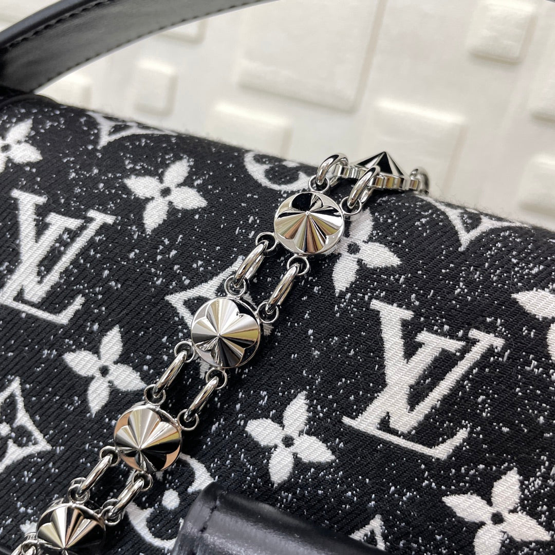 Louis Vuitton M21458 Dauphine MM Shoulder bag black - 25 x 17 x 10.5 cm / monogram / Calfskin-leather trim - View 7
