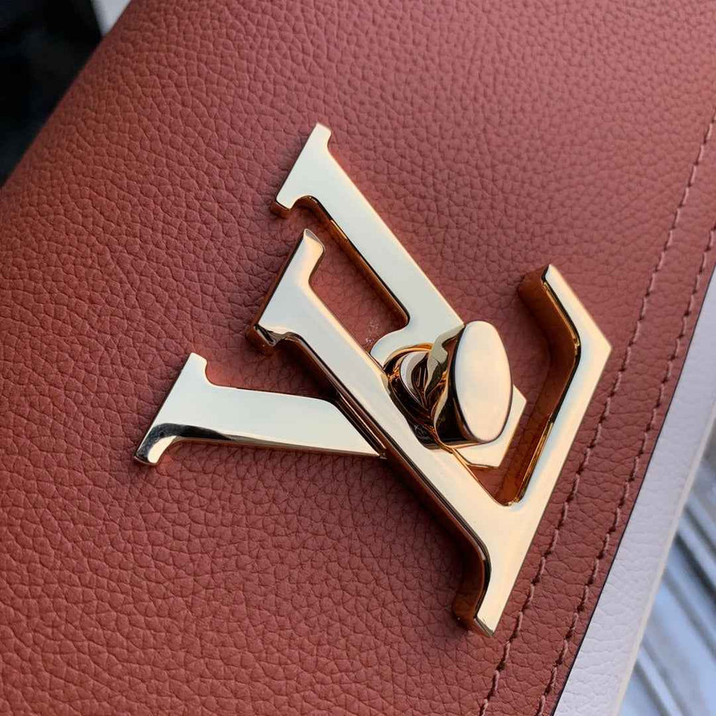 Louis Vuitton M59491 Lockme Tender Handbag Brown